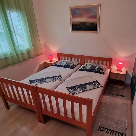 Appartement With A Parking Space Mavarstica, Ciovo - 12435