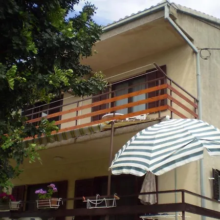 Apartamento With Parking Space Mavarstica, Ciovo - 12435